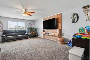 707 Holland Ct, Trenton, OH 45067 - Photo 5