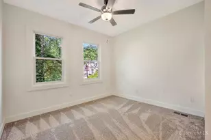 671 Delhi Ave, Cincinnati, OH 45204 - Photo 15