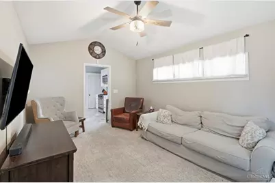 2820 Linwood Avenue, Cincinnati, OH 45208 - Photo 27