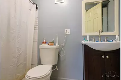 2724 Stratford Avenue, Cincinnati, OH 45220 - Photo 33
