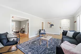 5709 Doerger Ln, Cincinnati, OH 45212 - Photo 3