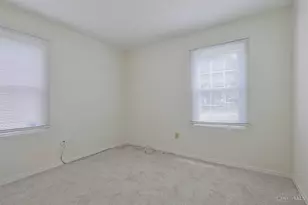 3186 Laverne Dr, Cincinnati, OH 45251 - Photo 13