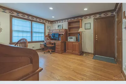 220 Linden Drive, Wyoming, OH 45215 - Photo 23