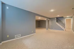 9429 Stonecrest Ct, Symmes Township, OH 45249 - Photo 33