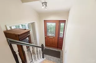 526 Chisholm Trail, Wyoming, OH 45215 - Photo 5