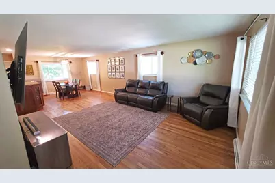 5615 Sprucewood Drive, Green Township, OH 45239 - Photo 9