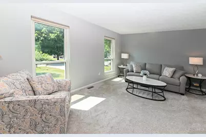 8004 Honeysuckle Lane, West Chester, OH 45069 - Photo 7
