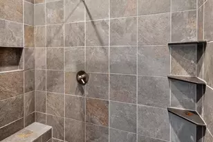 1723 Laurel Glen Ct, Hamilton Township, OH 45140 - Photo 29