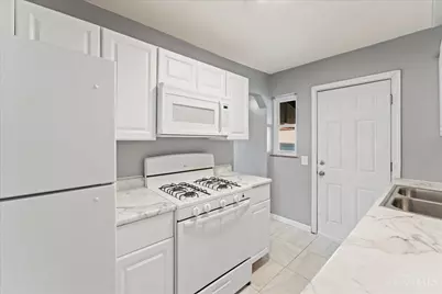 10 Hartwell Court, Cincinnati, OH 45216 - Photo 9