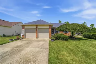 11861 Kittrun Ct, Colerain Township, OH 45231 - Photo 1