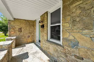 415 S Union St, Bethel, OH 45106 - Photo 7
