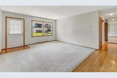 507 Cranewood Drive, Trenton, OH 45067 - Photo 3