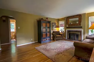 214 Valleyview Dr, Dayton, OH 45405 - Photo 5