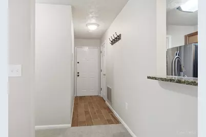 7370 Ridgepoint Drive #6, Anderson Township, OH 45230 - Photo 19