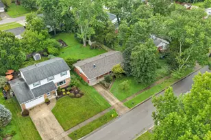 1658 Yellowglen Dr, Anderson Township, OH 45255 - Photo 37