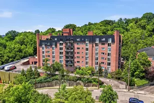 880 Rue De La Paix, Cincinnati, OH 45220 - Photo 1