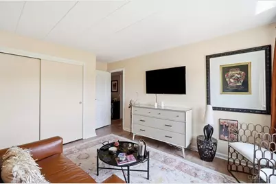 880 Rue De La Paix #A24, Cincinnati, OH 45220 - Photo 29