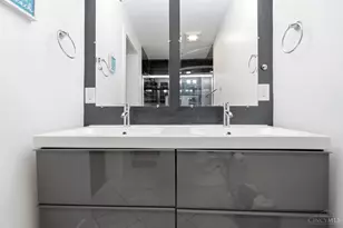1215 Central Ave, Cincinnati, OH 45214 - Photo 21