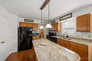 313 Parktrail Ln, Delhi Township, OH 45238 - Photo 9