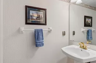 313 Parktrail Ln, Delhi Township, OH 45238 - Photo 15