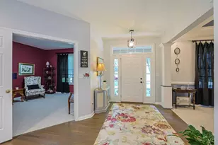 6936 Crown Pointe Dr, Liberty Township, OH 45011 - Photo 5