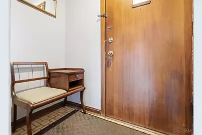 1035 Cheyenne, Cincinnati, OH 45216 - Photo 7