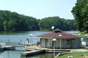 10920 Cinderella Dr, Paint Township, OH 45133 - Photo 5