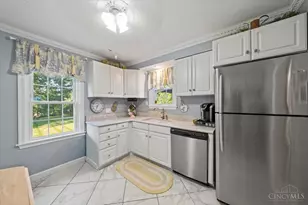 5647 Euclid Rd, Columbia Township, OH 45236 - Photo 11
