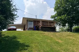 1194 Briarwood Dr, Hamilton, OH 45013 - Photo 3