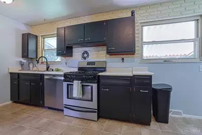 3938 Virginia Court, Green Township, OH 45248 - Photo 7