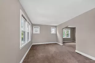 2832 Shaffer Ave, Cincinnati, OH 45211 - Photo 9