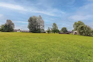 150 Choctaw Dr, Franklin Township, OH 45171 - Photo 17