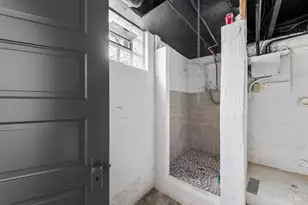 6272 Rogers Park Pl, Cincinnati, OH 45213 - Photo 31