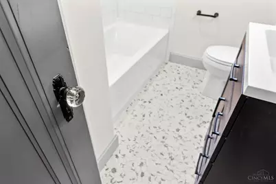6272 Rogers Park Place, Cincinnati, OH 45213 - Photo 17