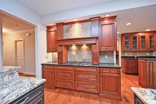 8100 Chinquapin Ln, Indian Hill, OH 45243 - Photo 13