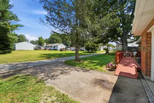 417 Davis Ln, Bethel, OH 45106 - Photo 5