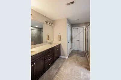 1779 Victoria Court, Wyoming, OH 45215 - Photo 15