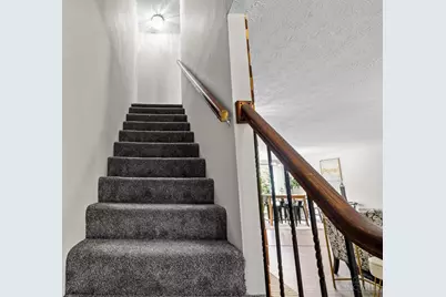 2717 N Kings Arms Circle, Centerville, OH 45440 - Photo 17