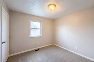 5569 Partridge Cir, West Chester, OH 45069 - Photo 9