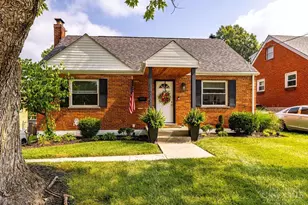 1472 Foxwood Dr, Cincinnati, OH 45231 - Photo 31