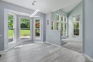 7279 Rolling Meadows Dr, West Chester, OH 45069 - Photo 5