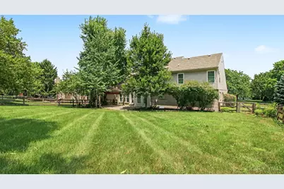 7279 Rolling Meadows Drive, West Chester, OH 45069 - Photo 15