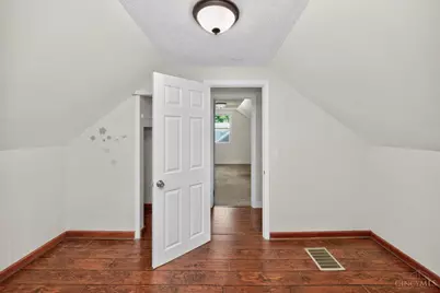 9520 West Avenue, Blue Ash, OH 45242 - Photo 23