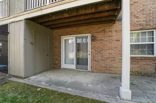 8794 Carrousel Park Cir, Colerain Township, OH 45251 - Photo 25