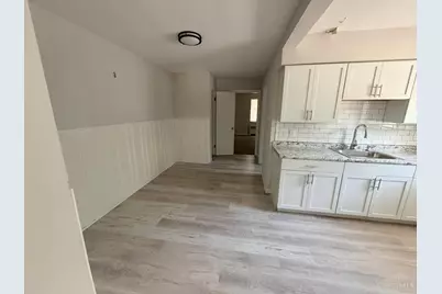 5855 Lathrop Place, Cincinnati, OH 45224 - Photo 3