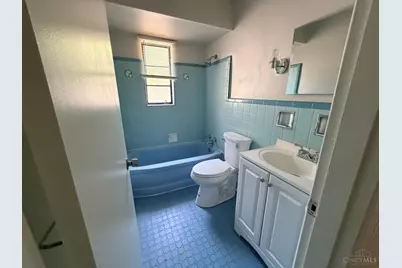 5855 Lathrop Place, Cincinnati, OH 45224 - Photo 7