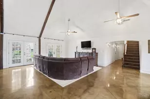 1574 Vicki Ln, Clear Creek Township, OH 45036 - Photo 11