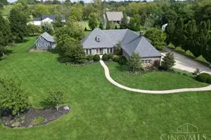 1574 Vicki Ln, Clearcreek Twp., OH 45036 - Photo 3