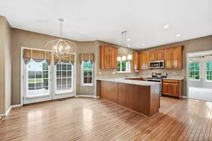 7843 Lake Field Ct, Deerfield Township, OH 45040 - Photo 11