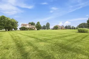 2521 Twin Oaks Dr, Turtle Creek Township, OH 45036 - Photo 3